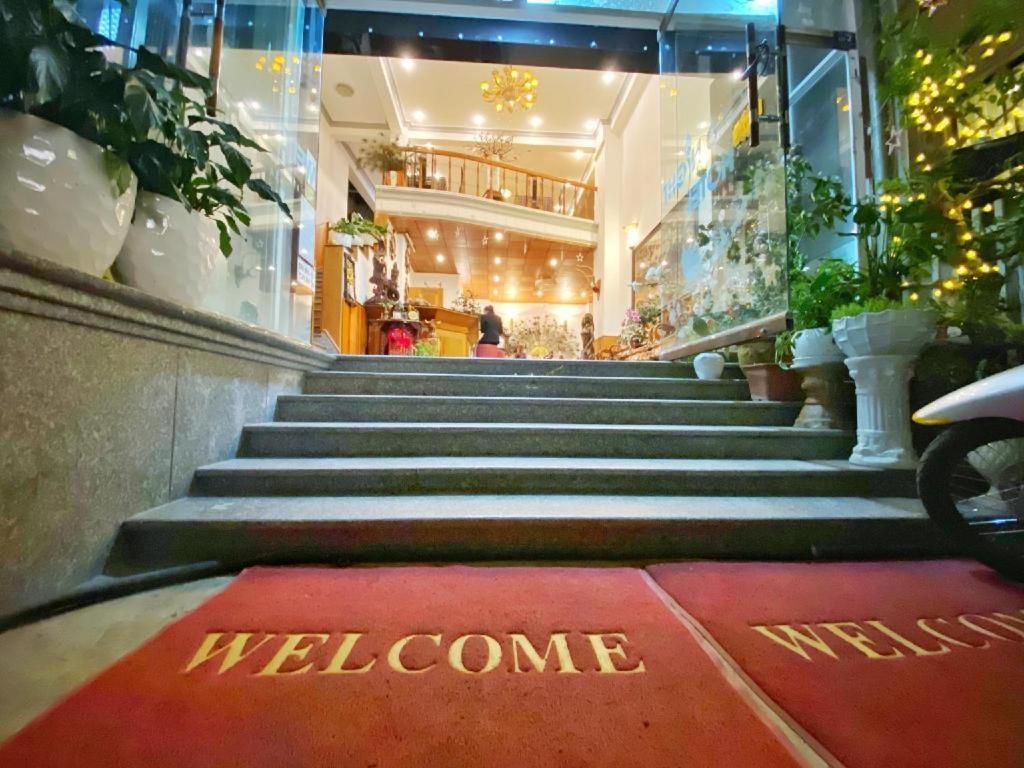 Gold Night Hotel Далат Екстер'єр фото