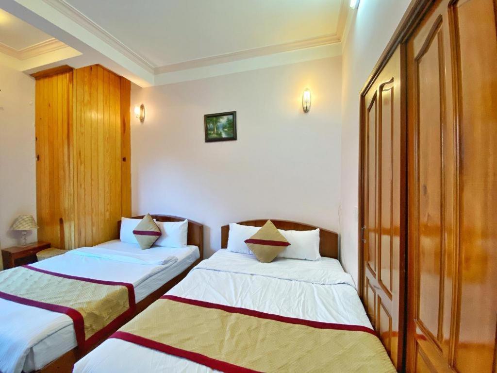Gold Night Hotel Далат Екстер'єр фото
