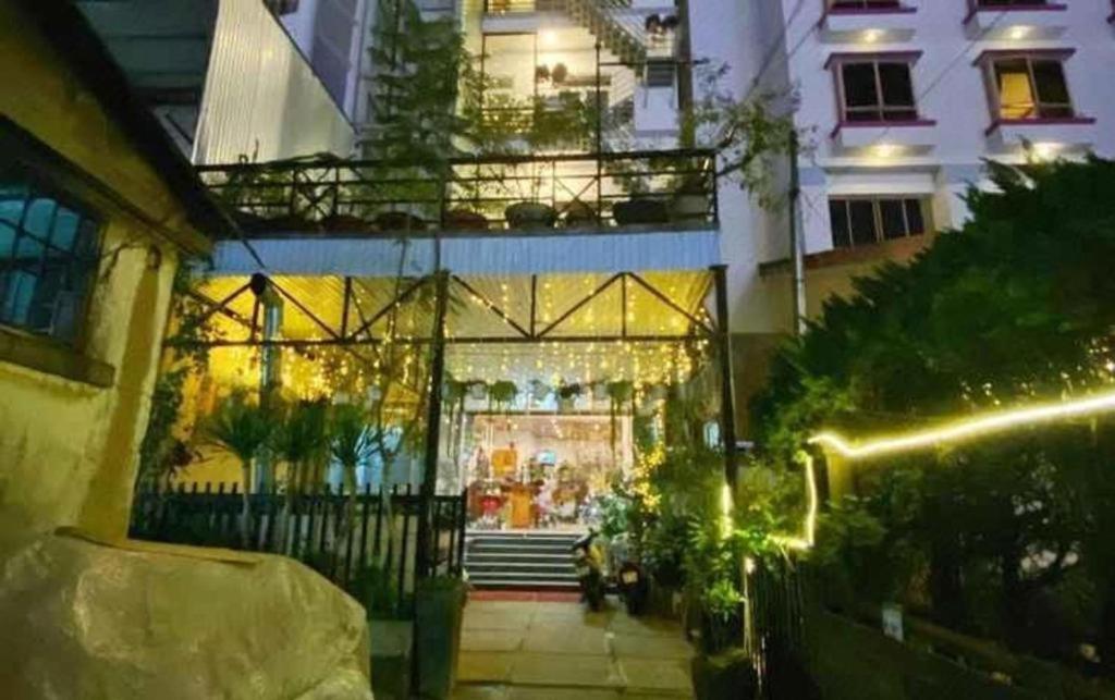 Gold Night Hotel Далат Екстер'єр фото